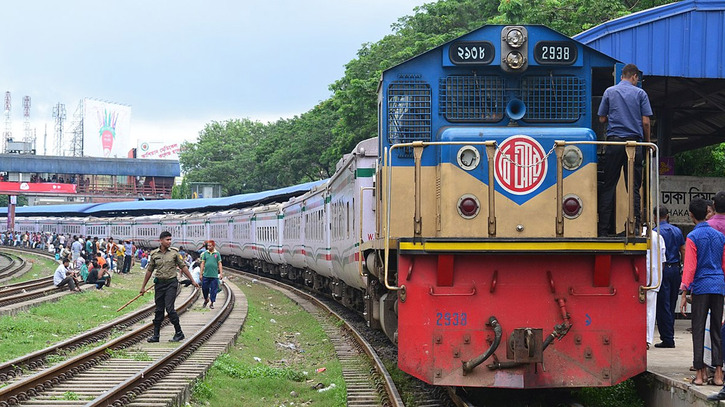 কর্মবিরতি প্রত্যাহার, ২৬ ঘন্টা পর রেল যোগাযোগ শুরু হচ্ছে